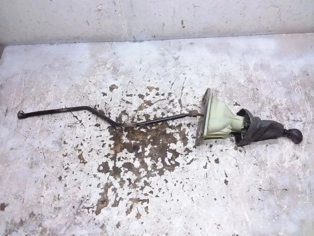 Mechanizm zmiany biegów (kulisa) 7700873195
