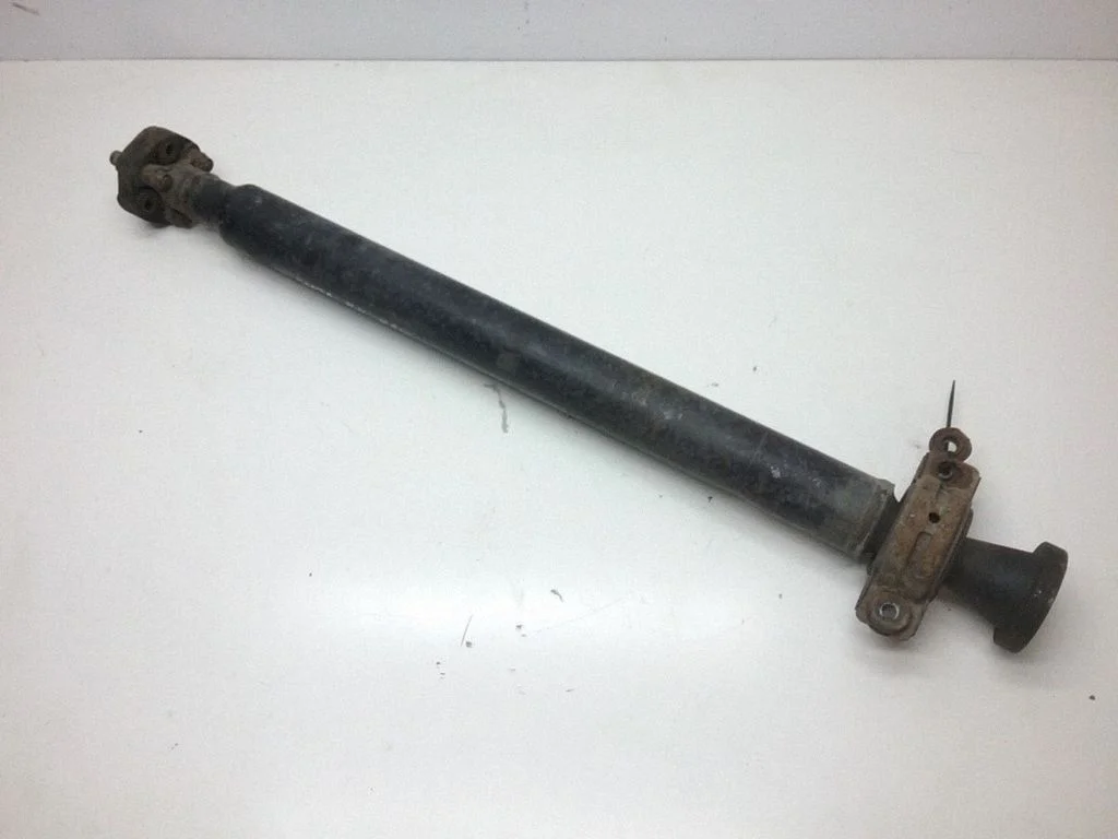 Rear driveshaft/prop shaft – Hyundai Santa Fe (2000-2006)
