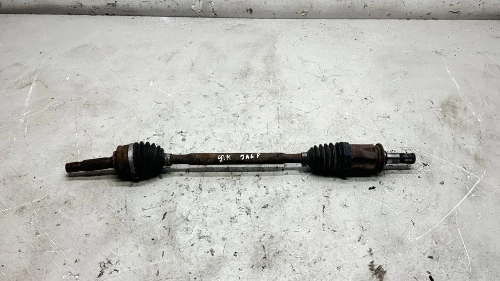 Rear driveshaft – left