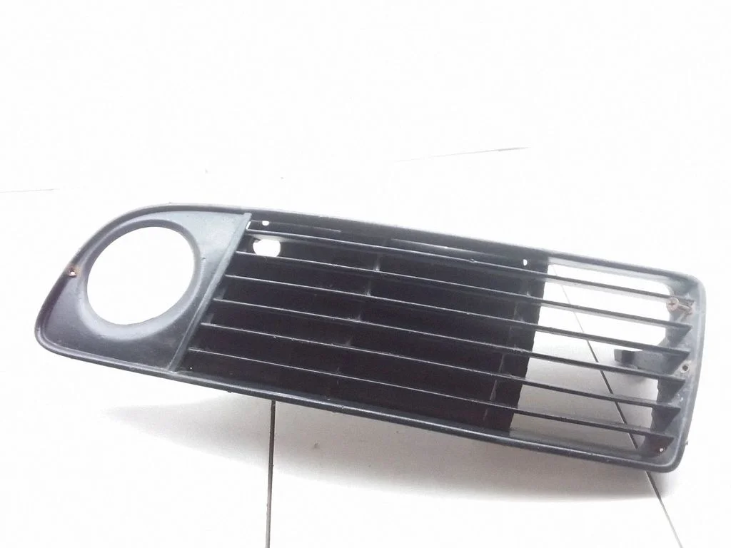 Front bumper lower grill – Audi A6 S6 C4 4A (1994-1997)