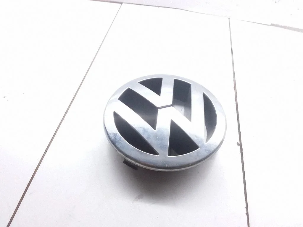 Tootja embleem (logo) – Volkswagen Passat B5.5 (2001-2005)