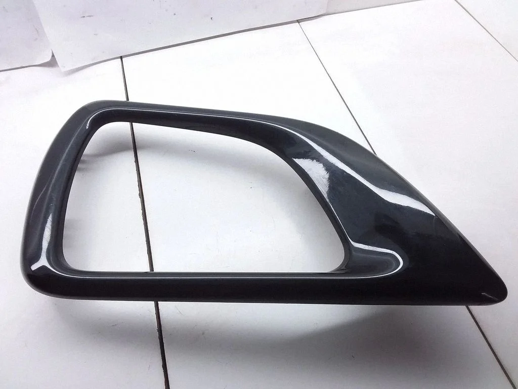 Front fog light trim/grill – Nissan Navara D23 (2015-)