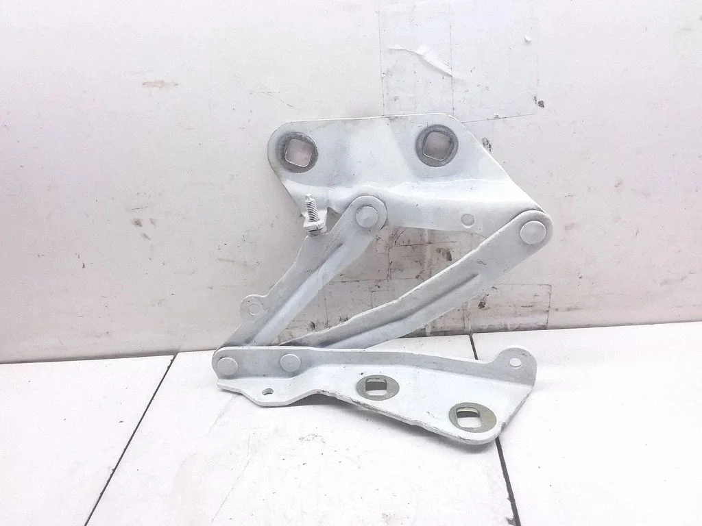 Engine bonnet/hood hinges BK2116800AD