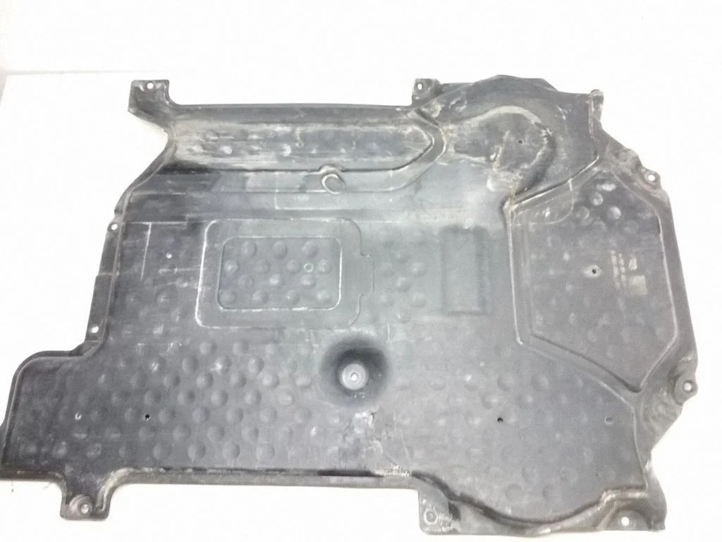 Engine splash shield/under tray A2045203323