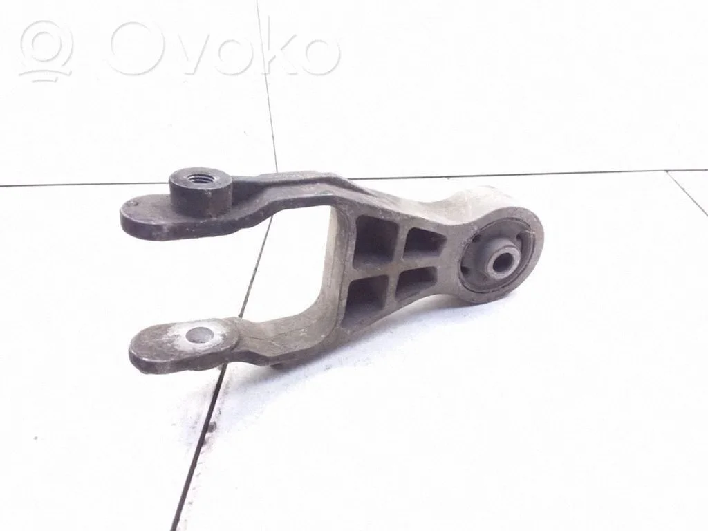 Gearbox mount 13117088