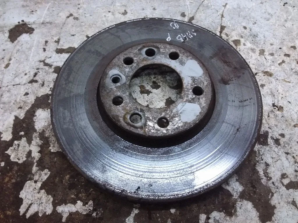 Priekšējais bremžu disks – Saab 9-3 Ver2 (2003-2007)