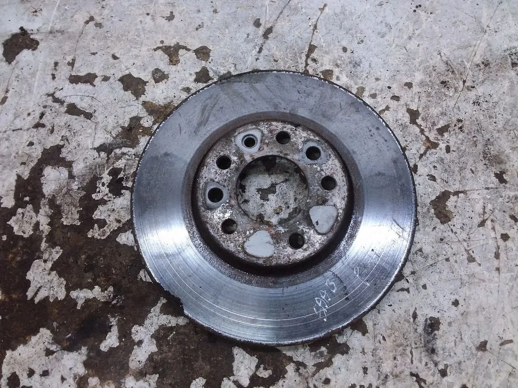 Priekšējais bremžu disks – Saab 9-3 Ver2 (2003-2007)