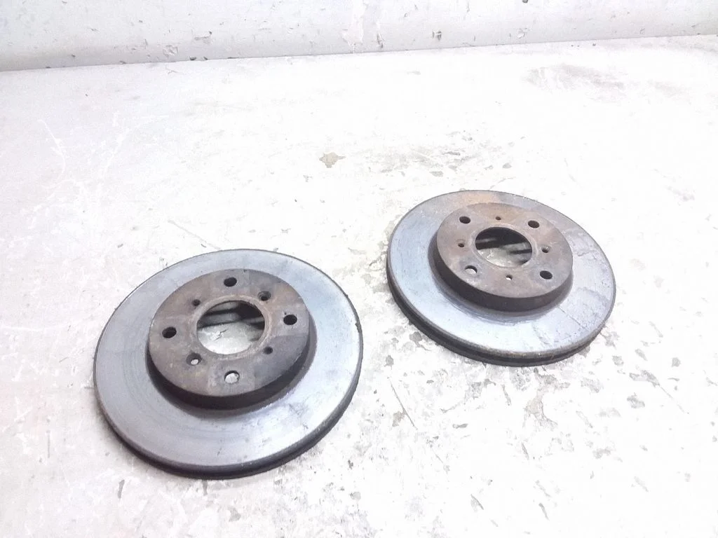 Esimene piduriketas – Honda Accord (1999-2002)