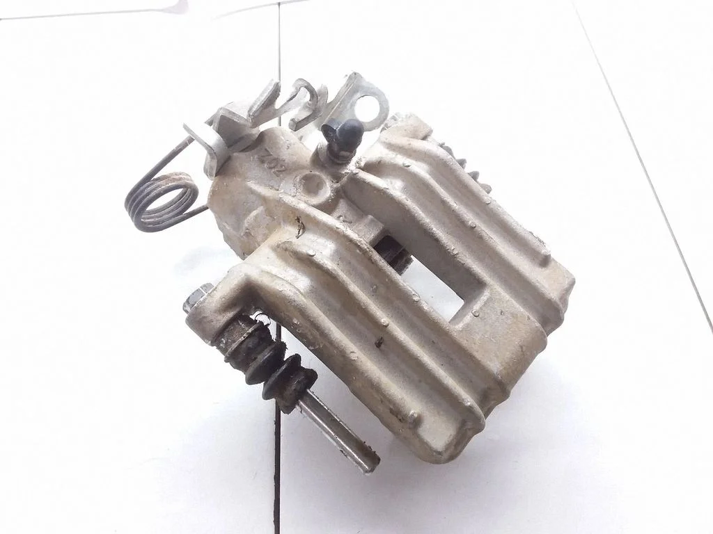 Zacisk hamulcowy tylny BA4208