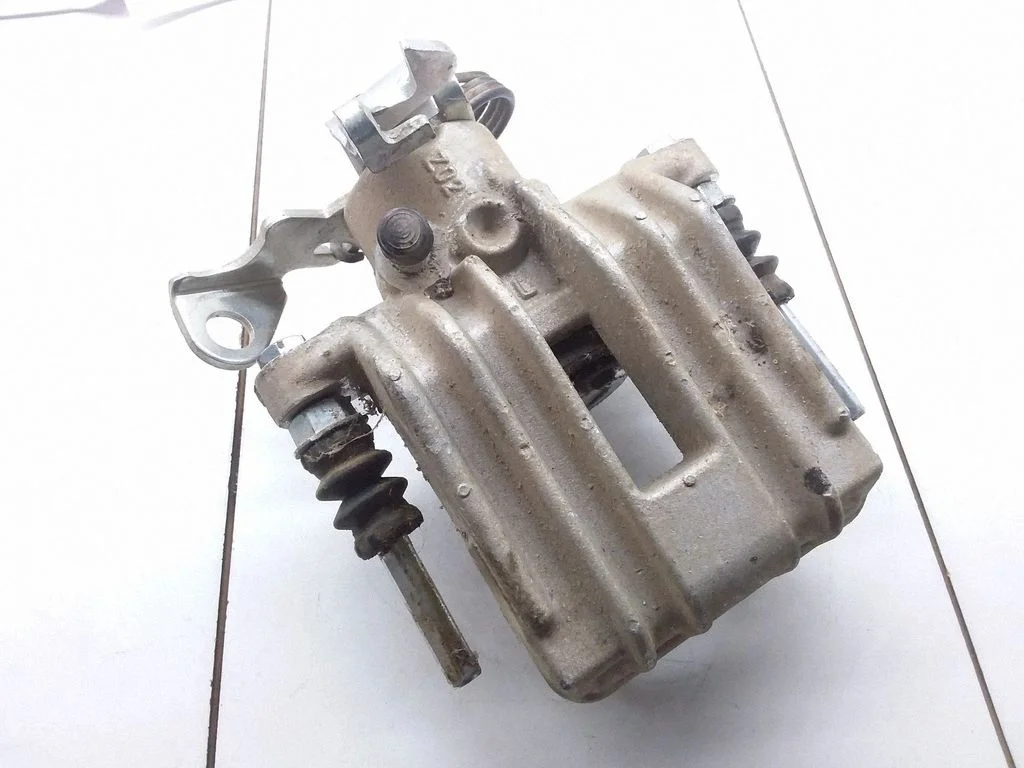 Zacisk hamulcowy tylny BA4207