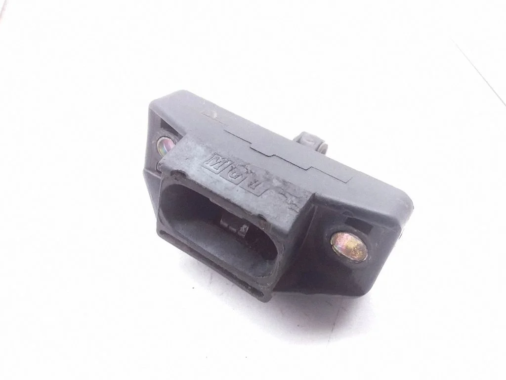 Tagaluugi lukk – Renault Scenic I (1996-2003)