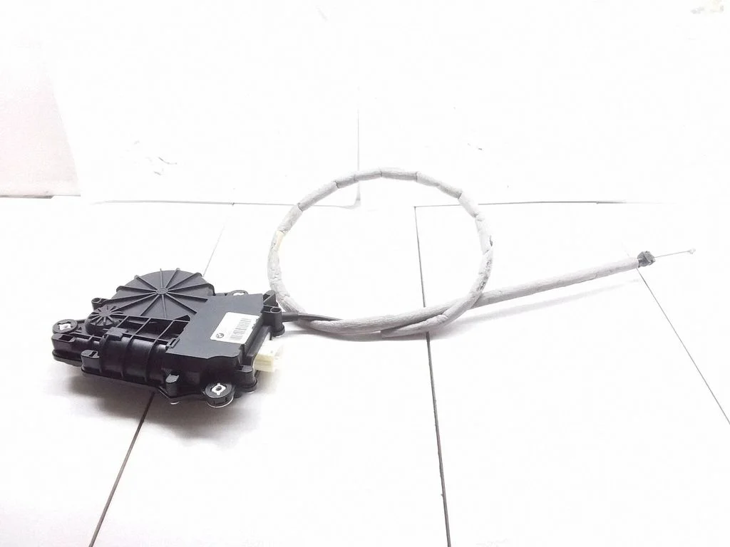 Tailgate/trunk/boot lift motor – BMW 7 Series F01 F02 F03 F04 (2008-2016)