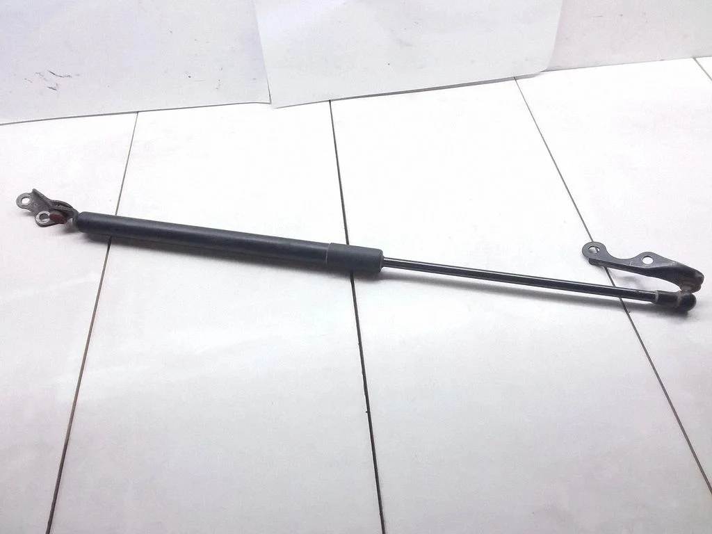 Siłownik (sprężyna gazowa) klapy bagażnika 7092574