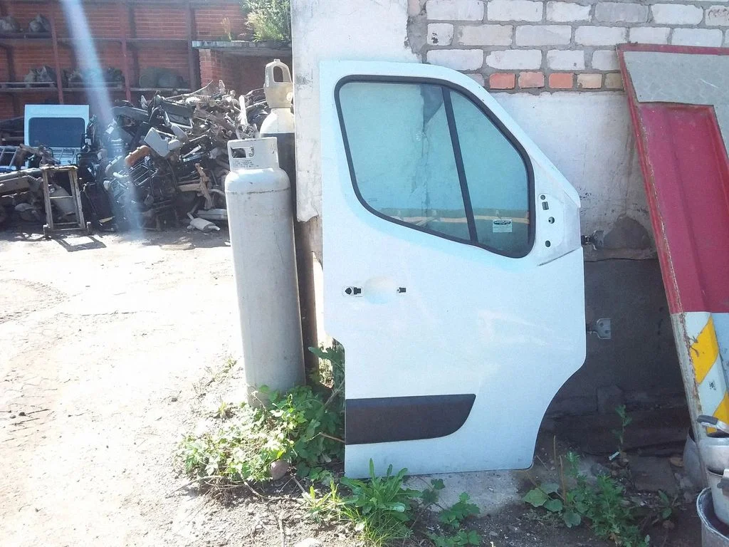 Front door – Renault Master III (2010-2024)