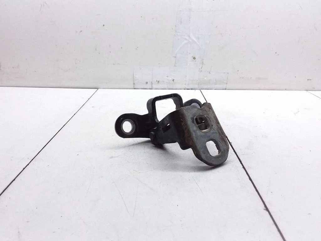 Front door upper hinge 257ABL