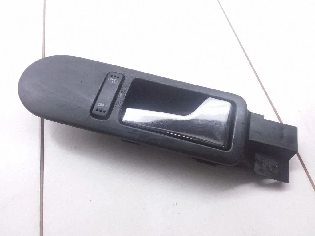 Front door interior handle 1C1837114C