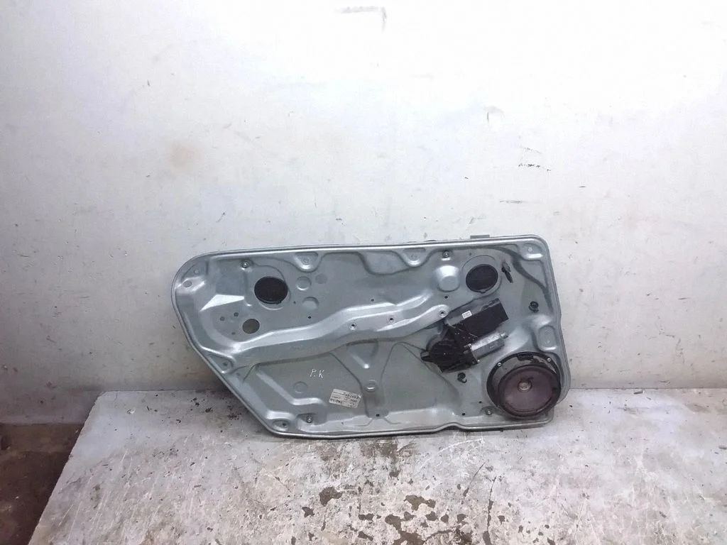 Front door window regulator with motor 3B4837755D