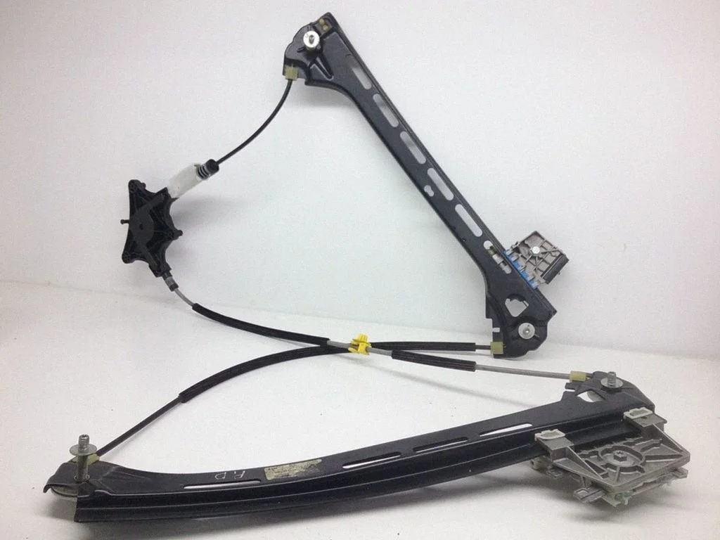 Front window lifting mechanism without motor 977648106