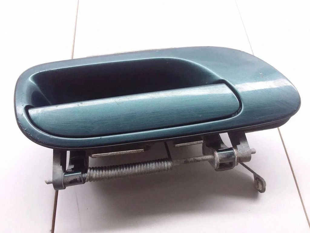 Tagaukse välimine käepide 9159640