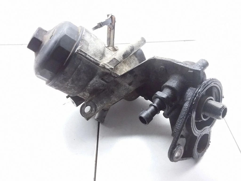 Oil filter mounting bracket 6740230450