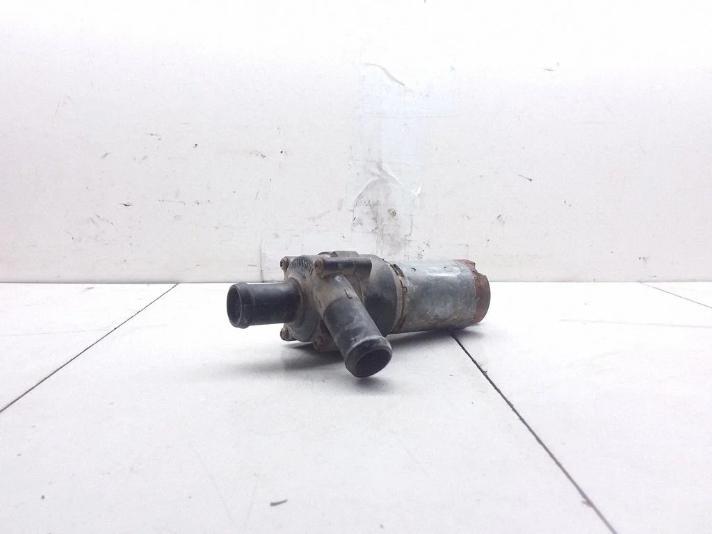 Electric auxiliary coolant/water pump 9044886
