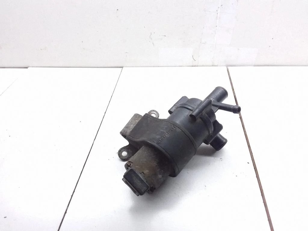 Elektriline lisatsirkulatsioonipump – Mercedes-Benz E-klass W210 (1995-2002)