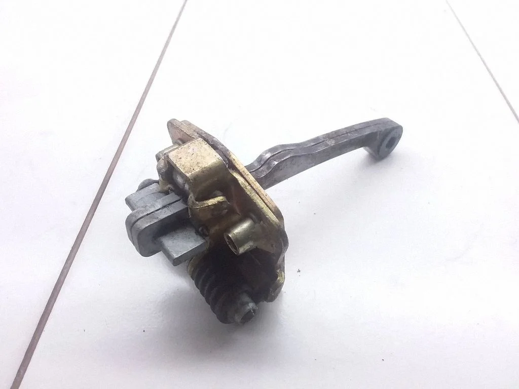 Esiukse avamispiiraja – Volkswagen New Beetle (1998-2010)