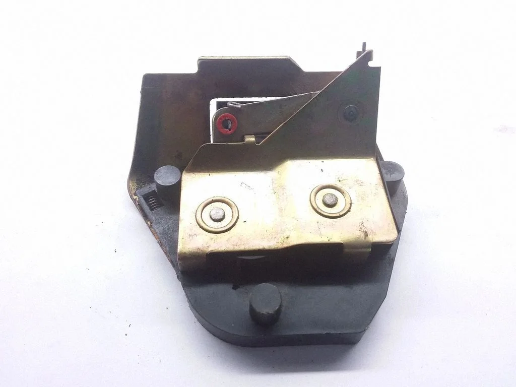 Sliding door lock 282102