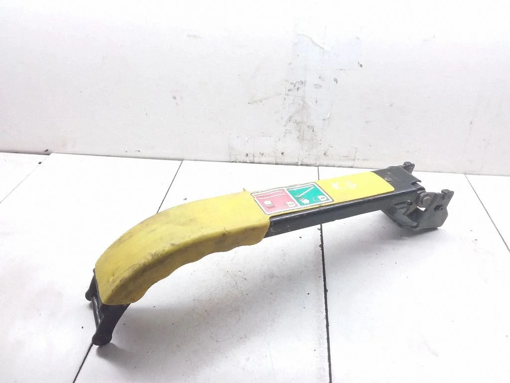 Loading door check strap stopper – Ford Transit Custom (2013-2023)