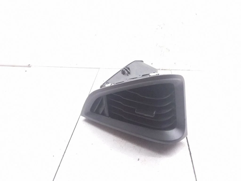 Kratka nawiewu szyby BK21V018B09