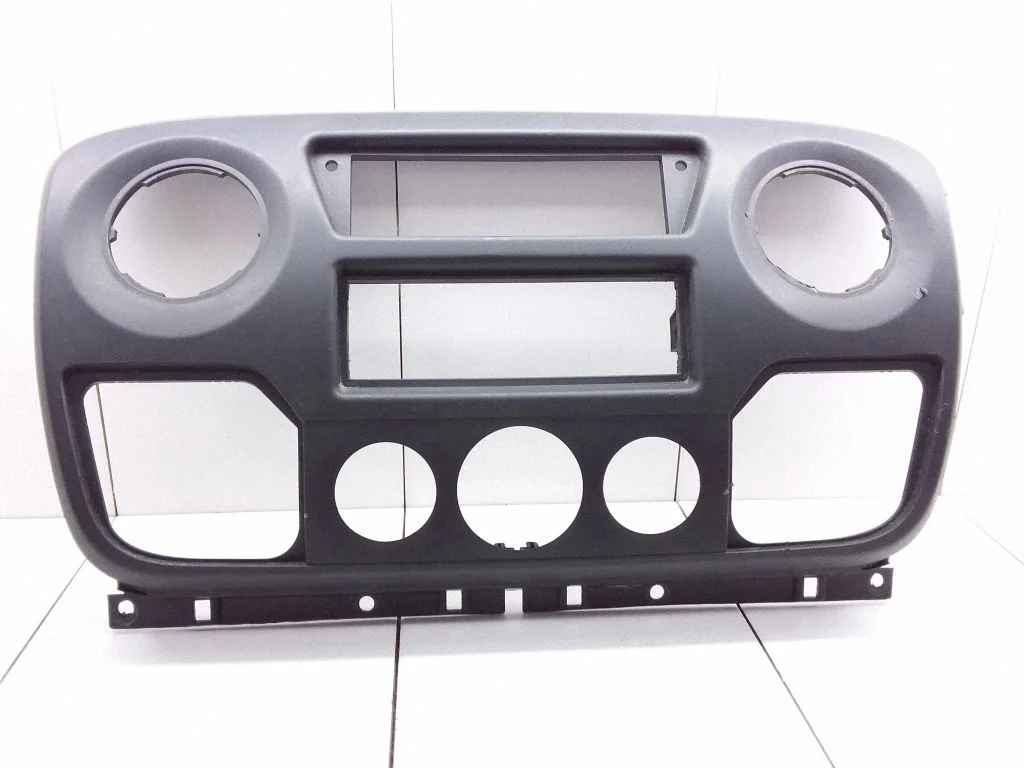 Dashboard center trim panel – Renault Master III (2010-2024)