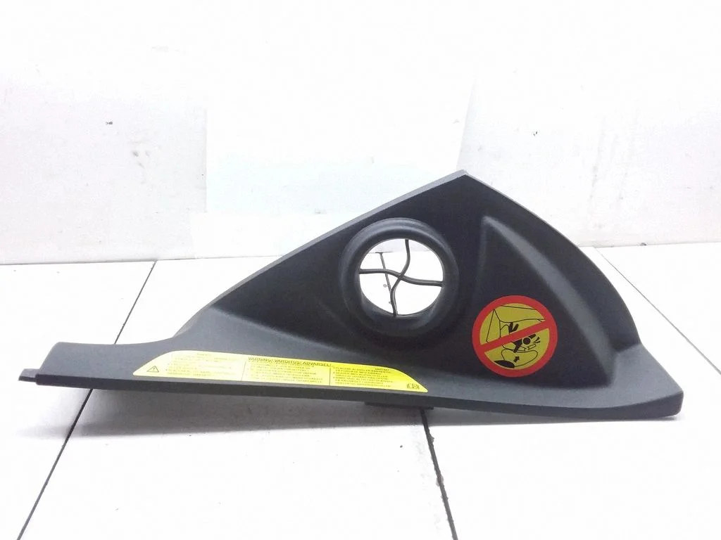 Dashboard side end trim 30672383