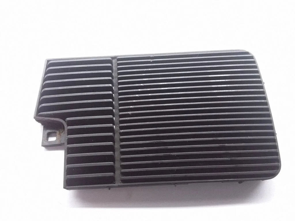 Side speaker trim/cover 443035420