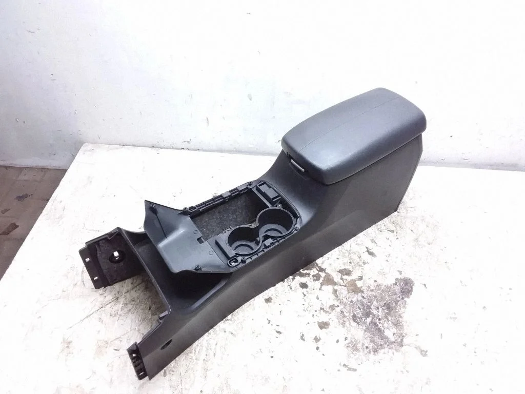 Konsola środkowa 846112P900