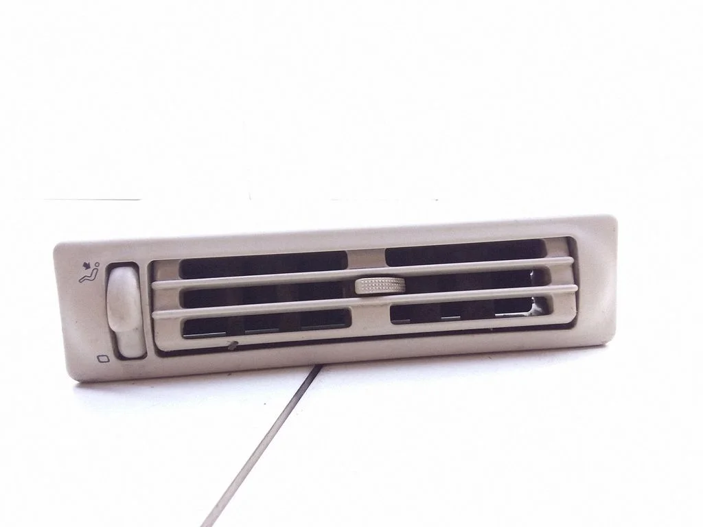 Rear air vent grill 703820963