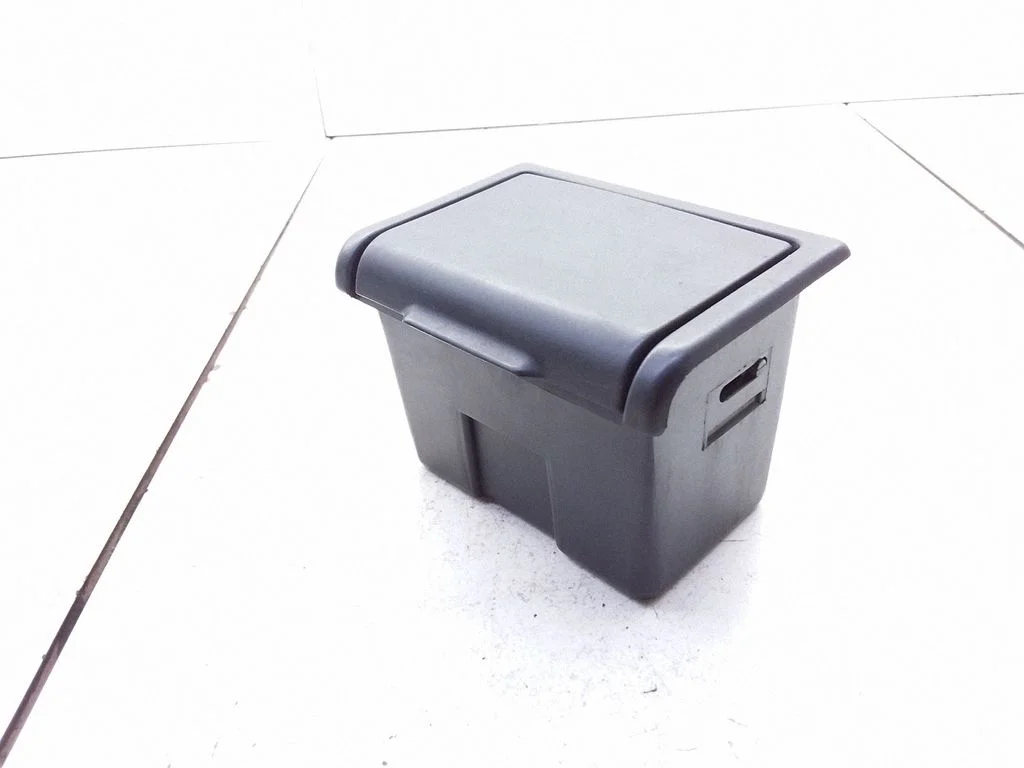 Ashtray (rear) 2B803