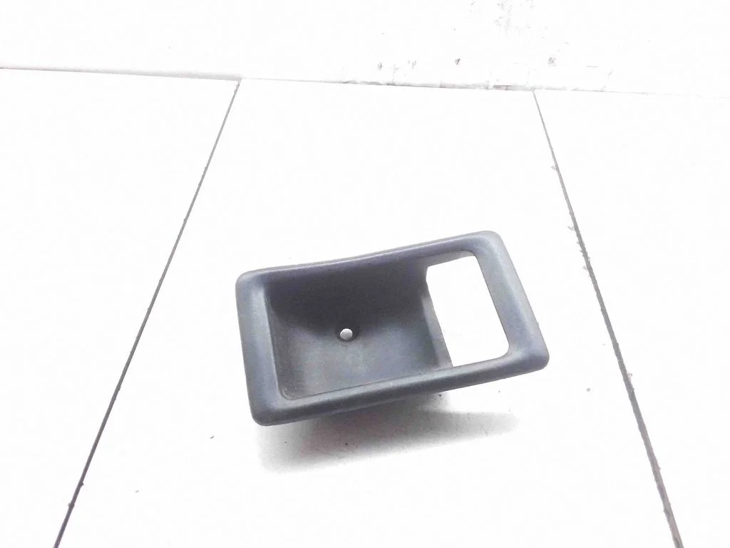 Front door interior handle – Land Rover Defender (2007-2016)