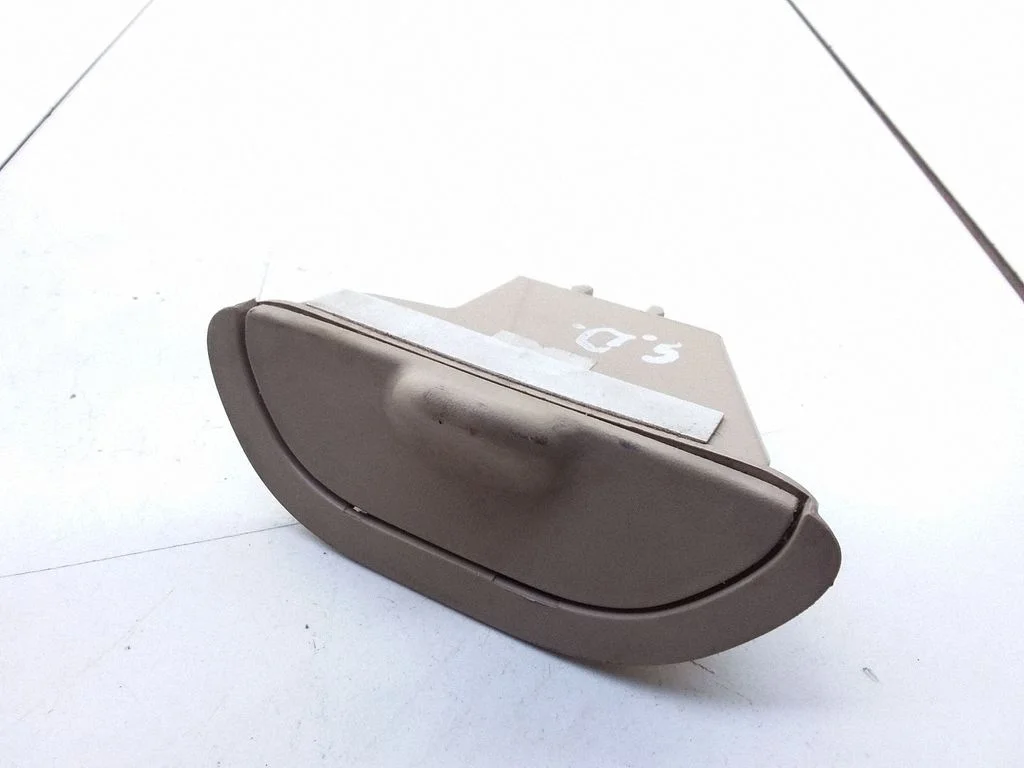 Rear door ashtray – Saab 9-5 (1998-2005)