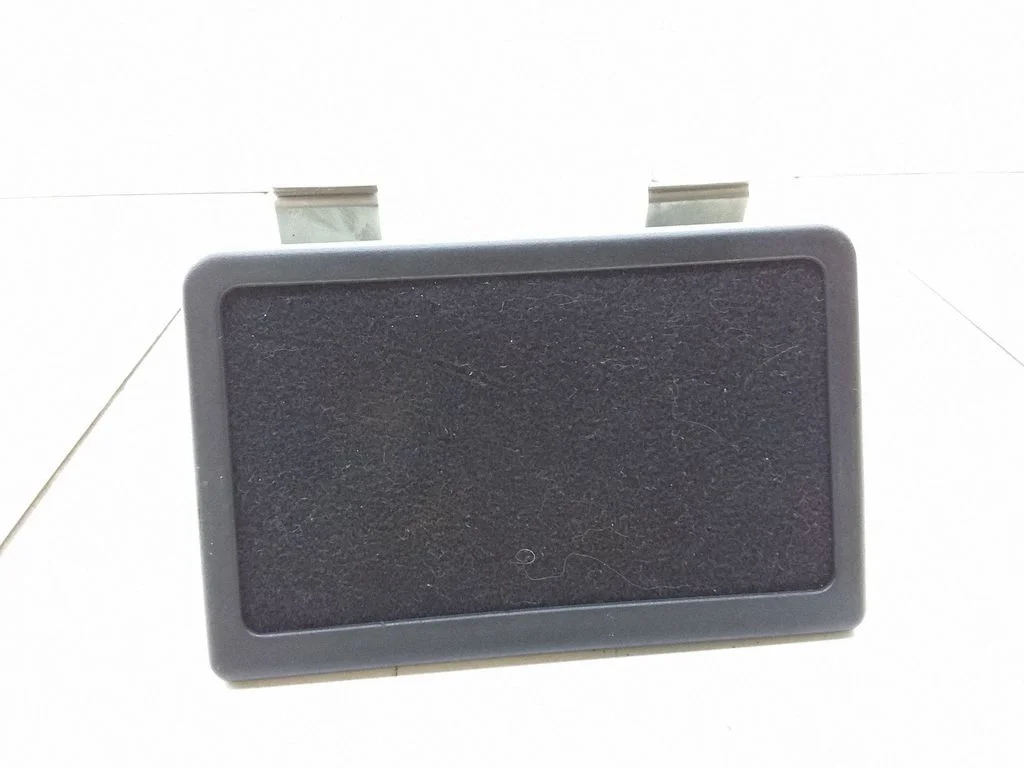 Rear door ashtray – Mercedes-Benz E-Class W210 (1995-2002)