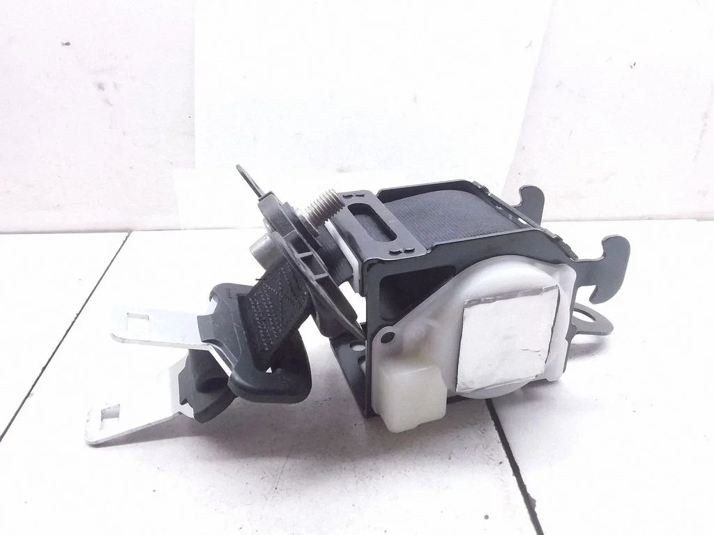 Middle seatbelt (rear) – Citroen C4 Grand Picasso (2013-2018)