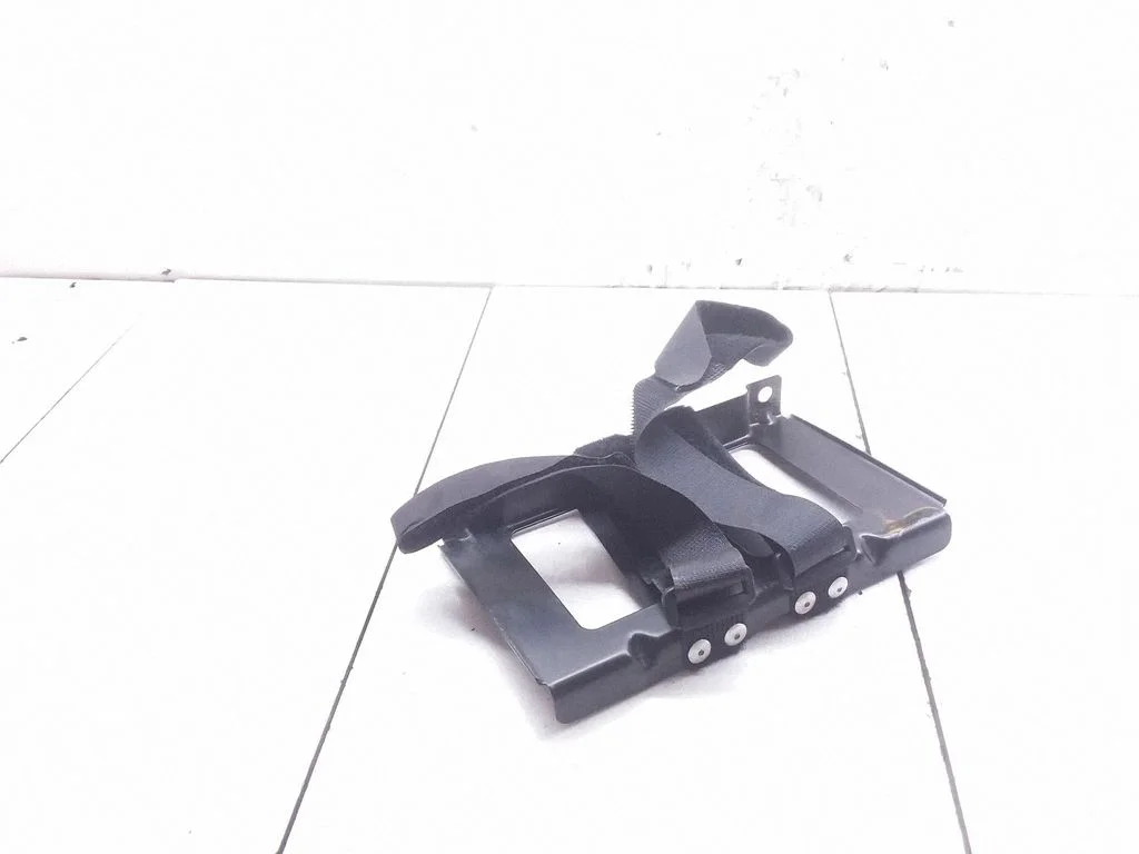 Other trunk/boot trim element 7L0012130A