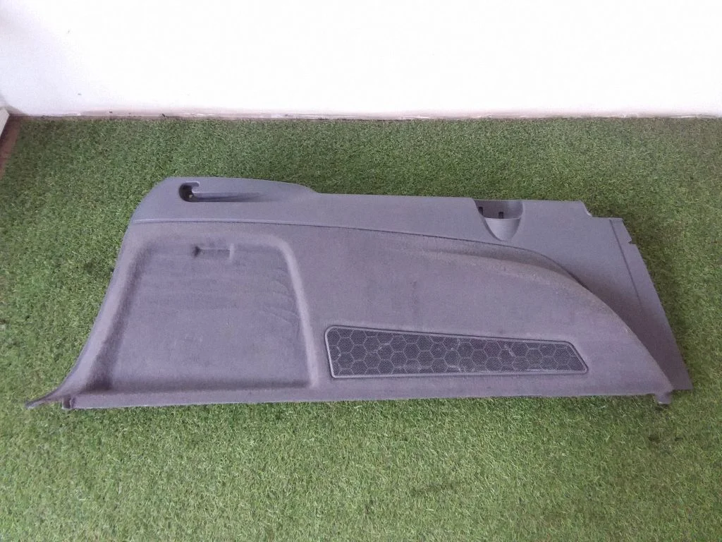 Trunk/boot side trim panel – Audi Q7 4L (2005-2015)