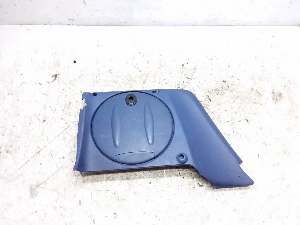 Trunk/boot side trim panel 0002755V010