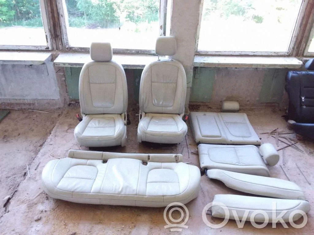 Seat set – Jaguar XF X250 (2007-2015)