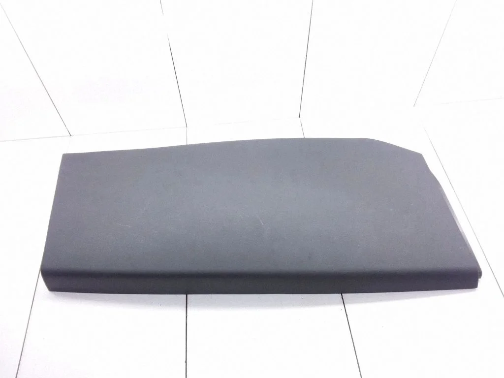 (B) pillar trim (bottom) 93868792