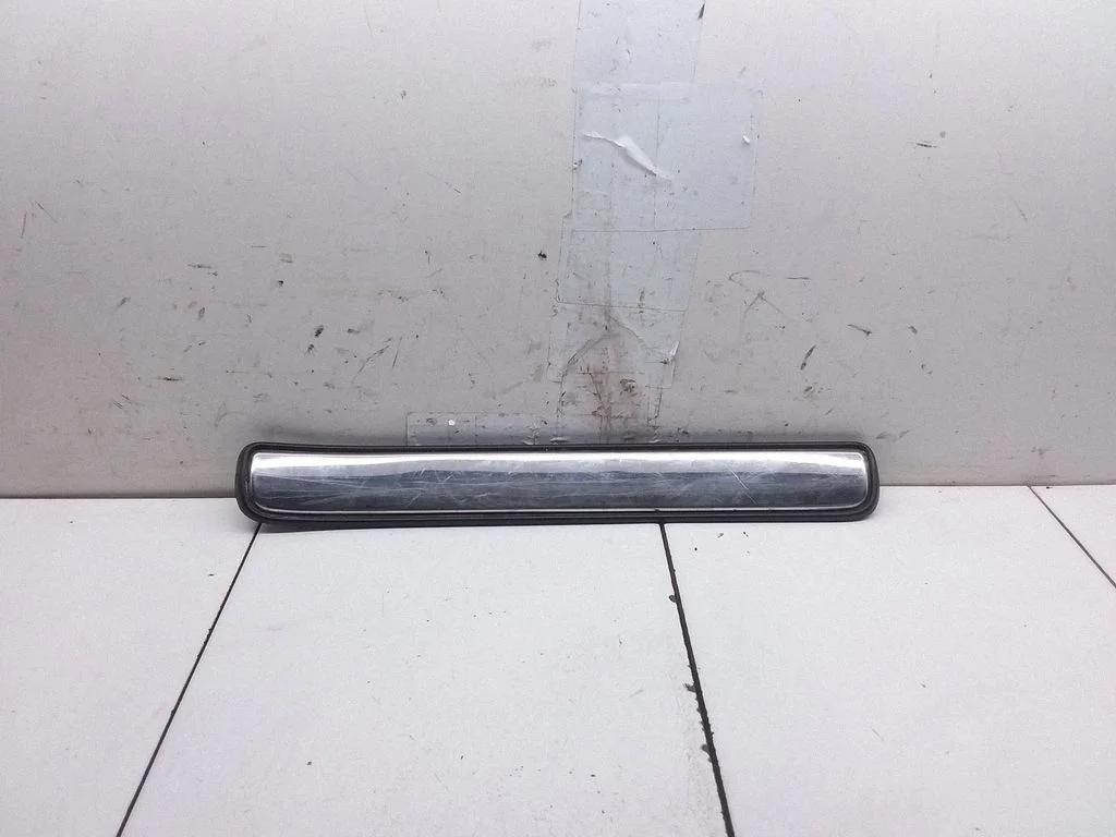Aizmugurējā sliekšņa apdare (iekšējā) EAP100970