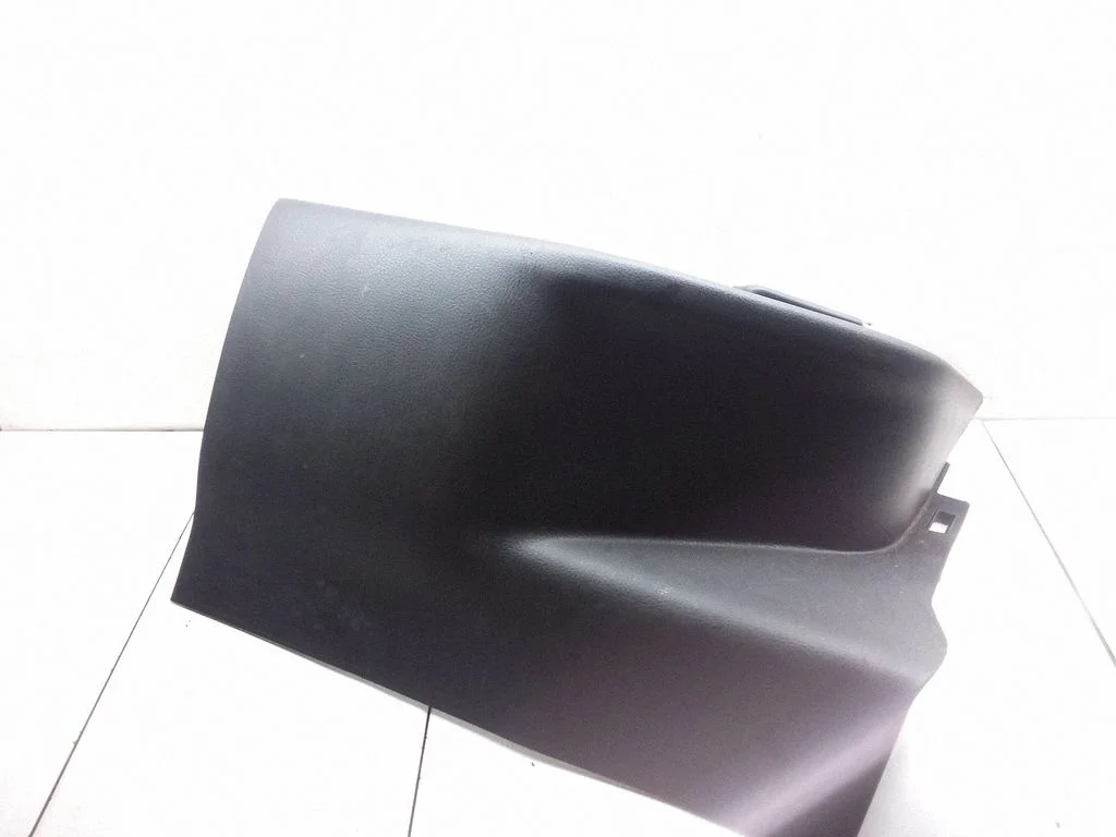 Rear seat side bottom trim – Toyota C-HR I (2016-2023)