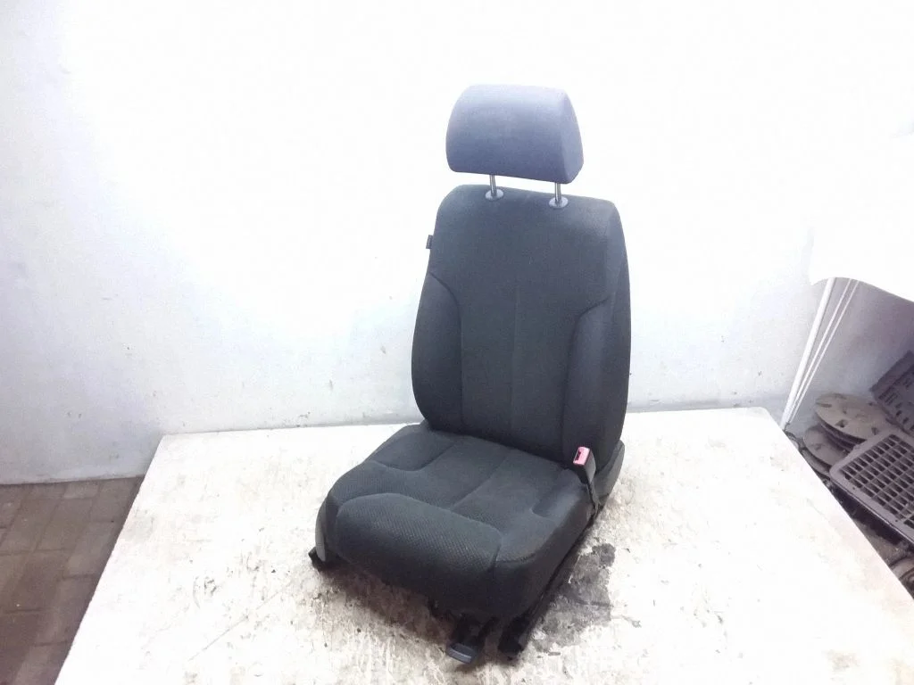Front passenger seat – right