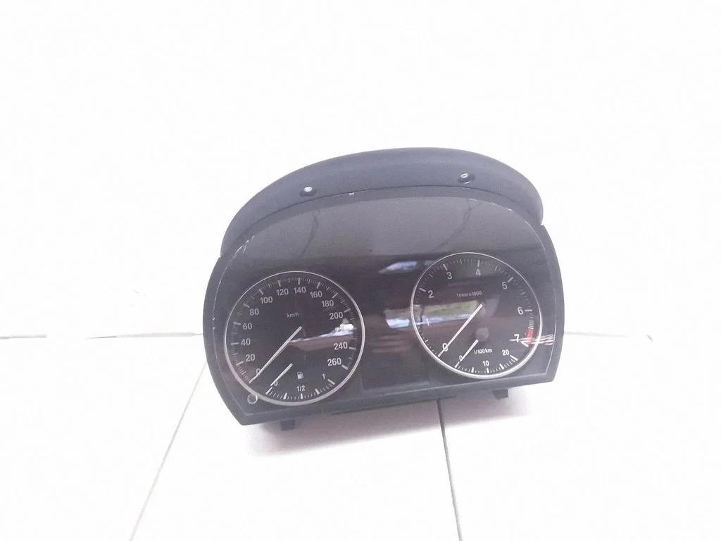 Spidomeeter (näidikuplokk) – BMW 3-seeria E90 E91 (2005-2012)
