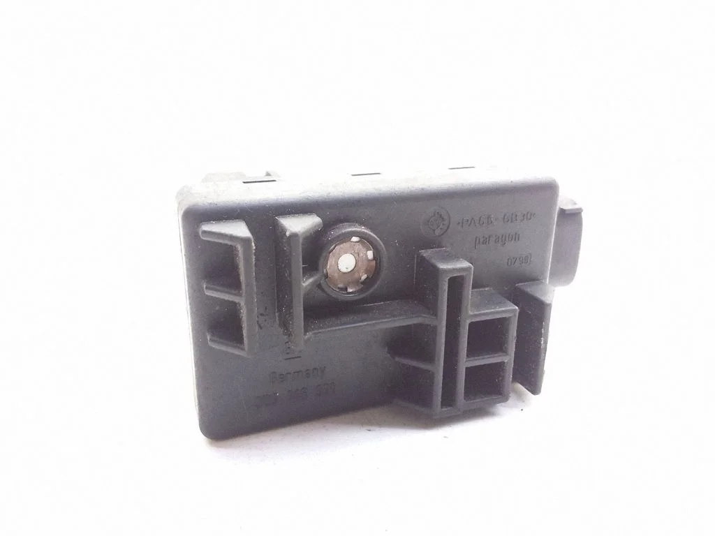 Outside/external air temperature sensor – Opel Omega B1 (1994-1999)